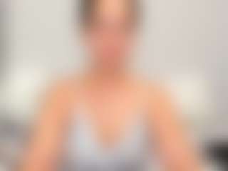 LindaInsatiable's Live Sex Cam Show