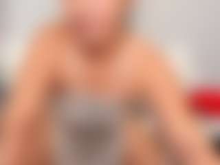 LindaInsatiable's Live Sex Cam Show