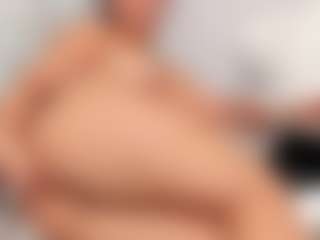 LindaInsatiable's Live Sex Cam Show