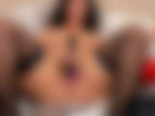 LindaInsatiable's Live Sex Cam Show