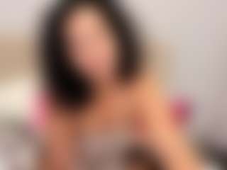 Live cam show with LindaInsatiable - Cute on sexylive.show