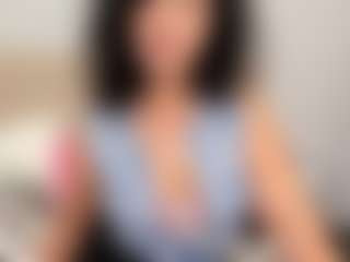 Live cam show with LindaInsatiable - Normal on Strip Flash - Live Sex Shows
