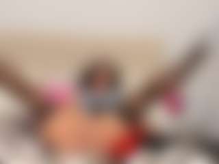 LindaInsatiable's Live Sex Cam Show