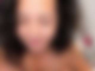 LindaInsatiable's Live Sex Cam Show