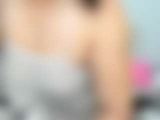 LindaInsatiable's Live Sex Cam Show