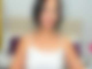 Live cam show with LindaInsatiable - Curvy Middle Aged on sexylive.show
