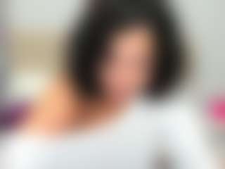 LindaInsatiable's Live Sex Cam Show
