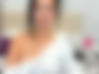 Live cam show with LindaInsatiable - Big Ass MILF on Camsoda