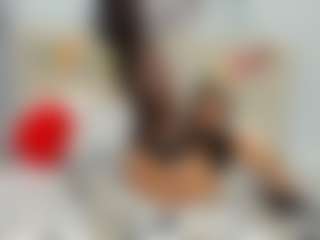 Live cam show with LindaInsatiable - Average on https://playwithruby.com