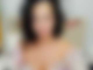 LindaInsatiable's Live Sex Cam Show