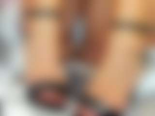 LindaInsatiable's Live Sex Cam Show