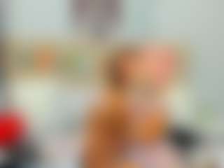 LindaInsatiable's Live Sex Cam Show