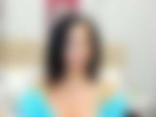 Live-Cam-Show mit LindaInsatiable - Average auf Camsoda