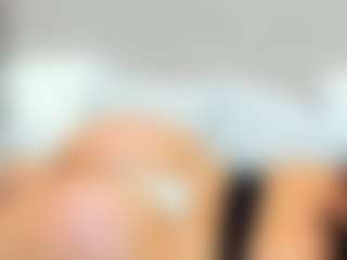 LindaInsatiable's Live Sex Cam Show