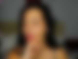 LindaInsatiable's Live Sex Cam Show