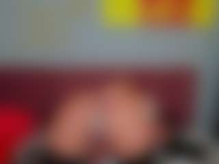 LindaInsatiable's Live Sex Cam Show