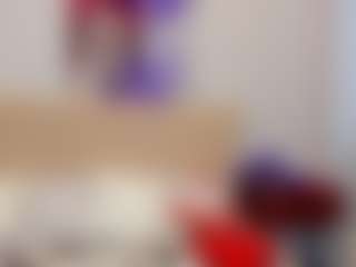 LindaInsatiable's Live Sex Cam Show