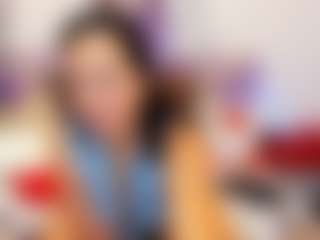 LindaInsatiable's Live Sex Cam Show