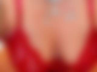 Live cam show with LindaInsatiable - Oil on Camsoda