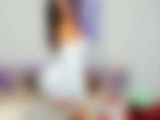 LindaInsatiable's Live Sex Cam Show