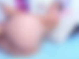 mikaa17's Live Sex Cam Show