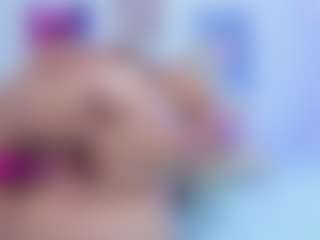 mikaa17's Live Sex Cam Show