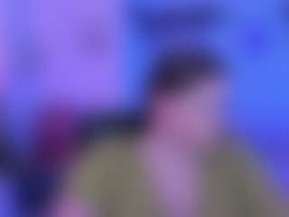 Live cam show with nikol-kitt - Drinking on Milfs Live