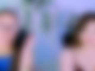 Live cam show with nikol-kitt - Fingering on TeamSkeetLive