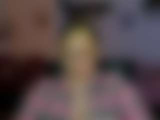 Live cam show with nikol-kitt - Brown Eyes Mature on livesuperchat.net