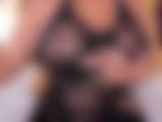 Live cam show with PameelaRoberts - Body Massage on Soda Cam