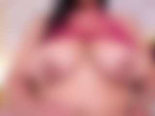 Live cam show with PameelaRoberts - Body Massage on sexytreat.net