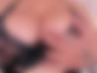 PameelaRoberts's Live Sex Cam Show