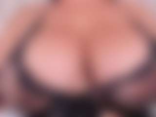 PameelaRoberts's Live Sex Cam Show