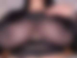 Live cam show with PameelaRoberts - Natural on madthumbs