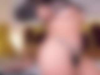 Live cam show with PameelaRoberts - Nipple Piercings on Camsoda
