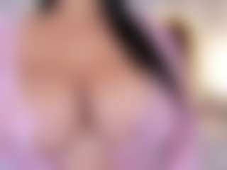 Live cam show with PameelaRoberts - Body Massage on madthumbs