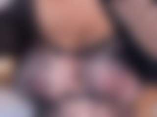 Live cam show with PameelaRoberts - BBW on TastyBlacksLive