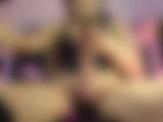 Show en direct avec SHAINA JAY AND LUNA - Red Hair sur Camsoda