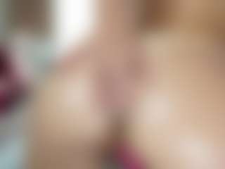 Live cam show with kristina-murr - Brown Hair Teen (18+) on Camsoda