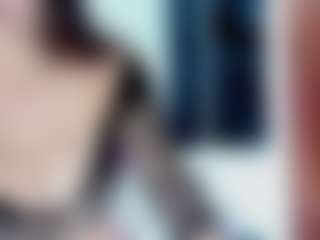 Live cam show with suzygamingfairy - Teen (18+) on Dare Cams