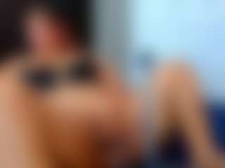 Live cam show with Nina Savage - Ass Bouncing on SinfulBabes