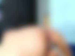 Live cam show with Nina Savage - Shaved Pussy Mature on Soda Cam