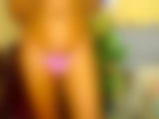 Live cam show with savournie - Shower on xplaylive.com