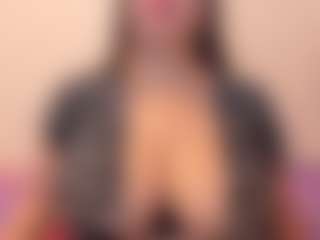 Sandraclarx's Live Sex Cam Show