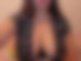 Live cam show with Sandraclarx - Milk on Camsoda