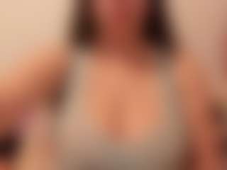Live cam show with Sandraclarx - Milk on xxxlivecams.org