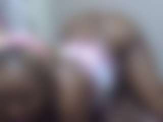 Live cam show with Jojociah - Body Massage on friskycurves.com