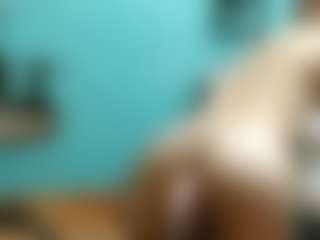 Live cam show with Noah-miller - English on Camsoda