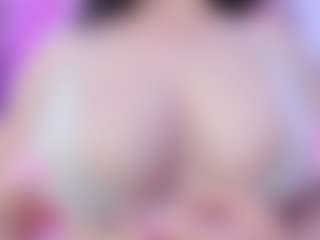 Live cam show with Samanta-pink - Smoking on Free Soda