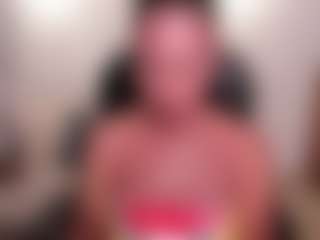 Live cam show with Shantall-wills - Ebony Middle Aged on Camsoda